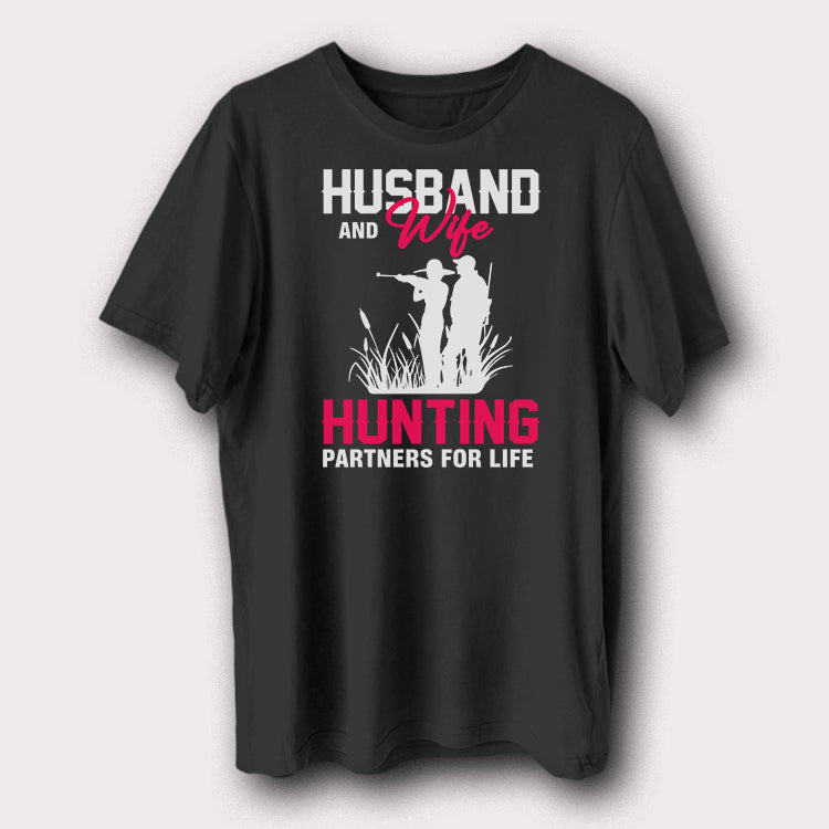 Husband And Wife Hunting Partners For Life Couple Hunters Men's T-Shirt