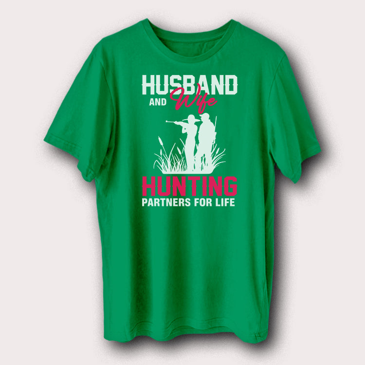Husband And Wife Hunting Partners For Life Couple Hunters Men's T-Shirt